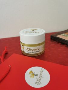 Κεραλοιφή αποσμητική